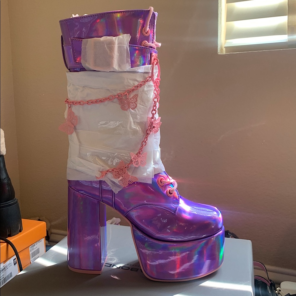 Club Exx Magic Solstice Platforms Ariana Grande